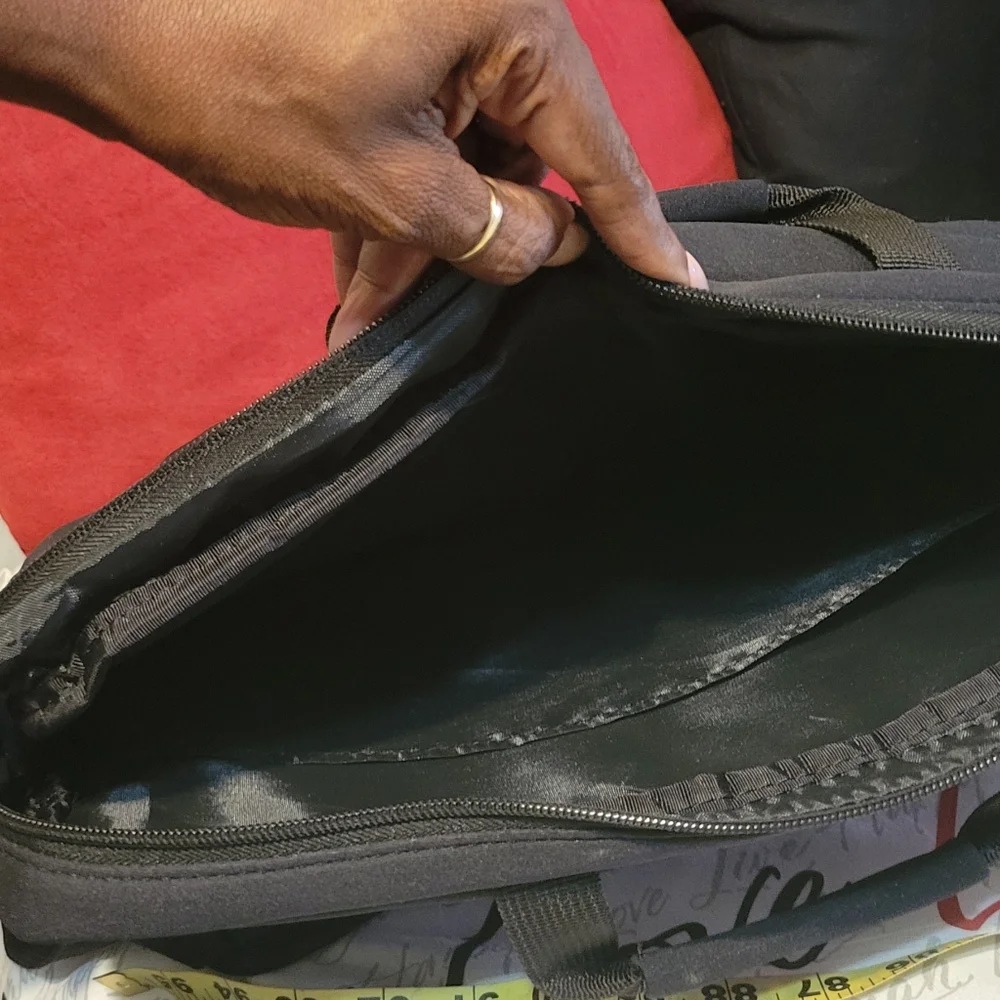 Targus 16 inch Laptop Sleeve/Bag